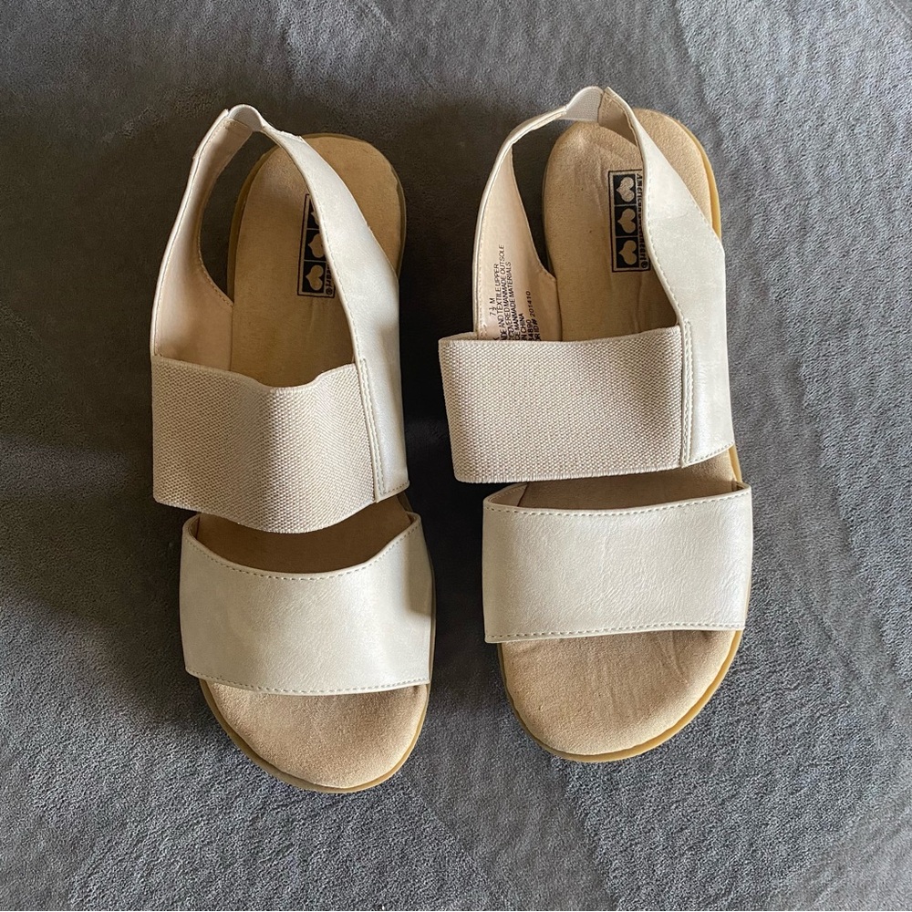 Elegant Beige Women's Sandals